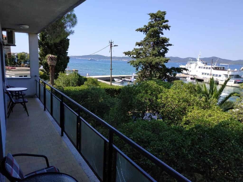 Amazing Seaview Apartment With A Balcony Near The Beach - Kneza Trpimira I زادار المظهر الخارجي الصورة